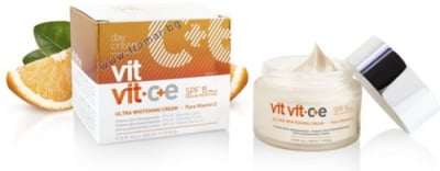 ВИТ ВИТ С + Е УЛТРА ИЗБЕЛВАЩ КРЕМ ЗА ЛИЦЕ SPF 15 50 мл.